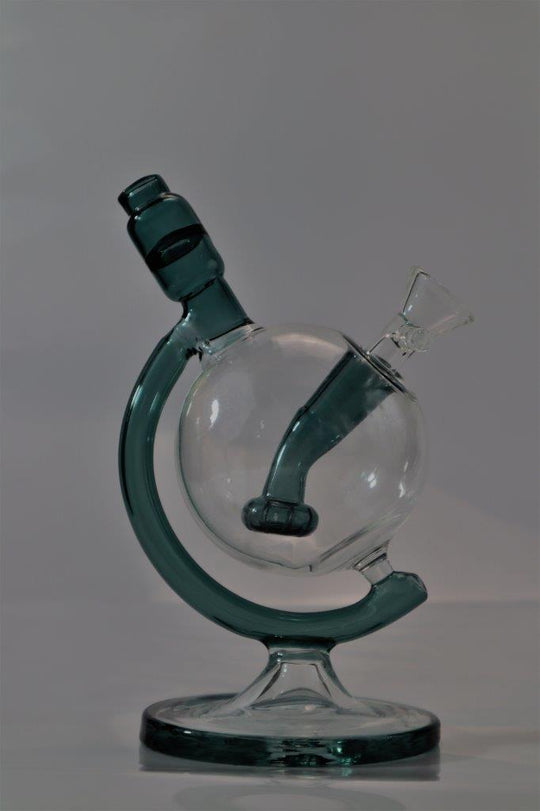 Globe Water Pipe