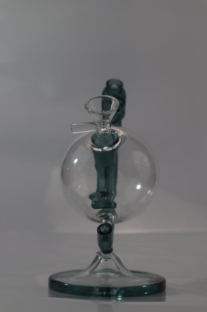 Globe Water Pipe