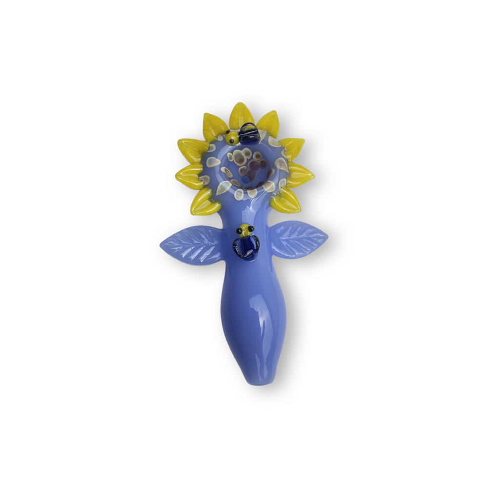 We have them in green,blue,brown 4.2-inch Sunflower Shape Design Hand Pipe at Stoner Tone. Elevate your dry herb/marijuana experience with this classic spoon-shaped pipe, now available at an exclusive sale price.