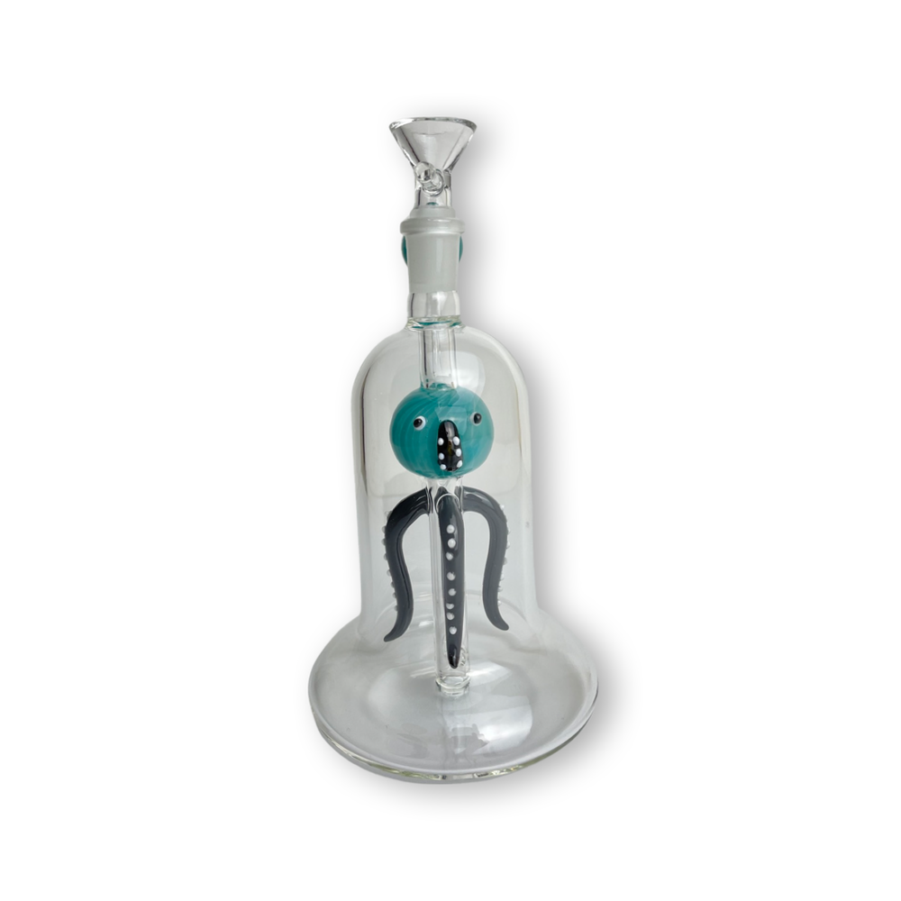 Teal/ orange 8 inch - Octopus Defuser Water Pipe – a unique rig crafted for stoner aesthetics. This affordable piece, for sale now, features an Octopus design bubble down stem perc, promising the smoothest hits. Elevate your vibes with the included 14mm dry herb bowl piece . Can be use for dabs/dry herb , only Quality glass