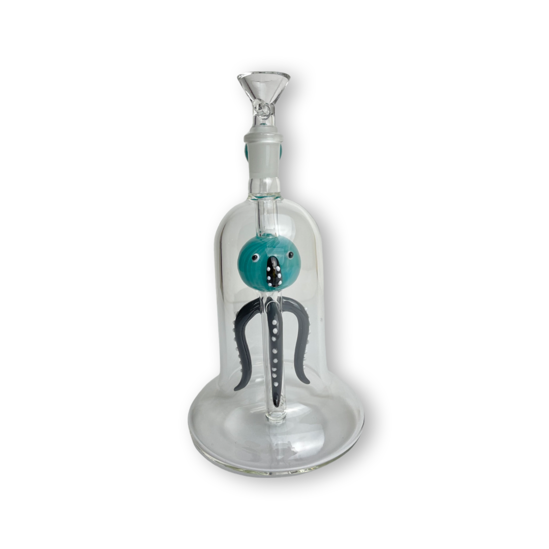 Teal/ orange 8 inch - Octopus Defuser Water Pipe – a unique rig crafted for stoner aesthetics. This affordable piece, for sale now, features an Octopus design bubble down stem perc, promising the smoothest hits. Elevate your vibes with the included 14mm dry herb bowl piece . Can be use for dabs/dry herb , only Quality glass